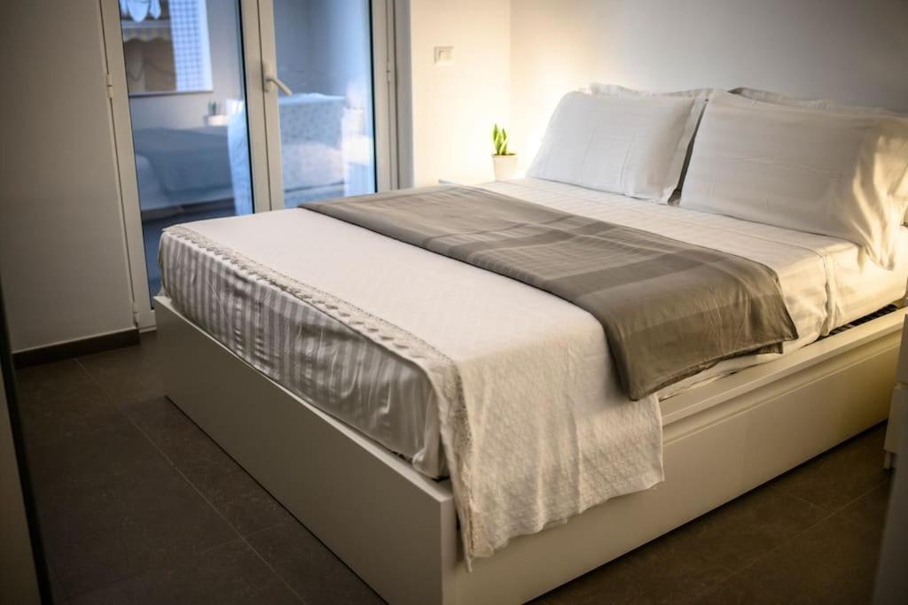 Appartamento Matilde'S Flat Milazzo Esterno foto